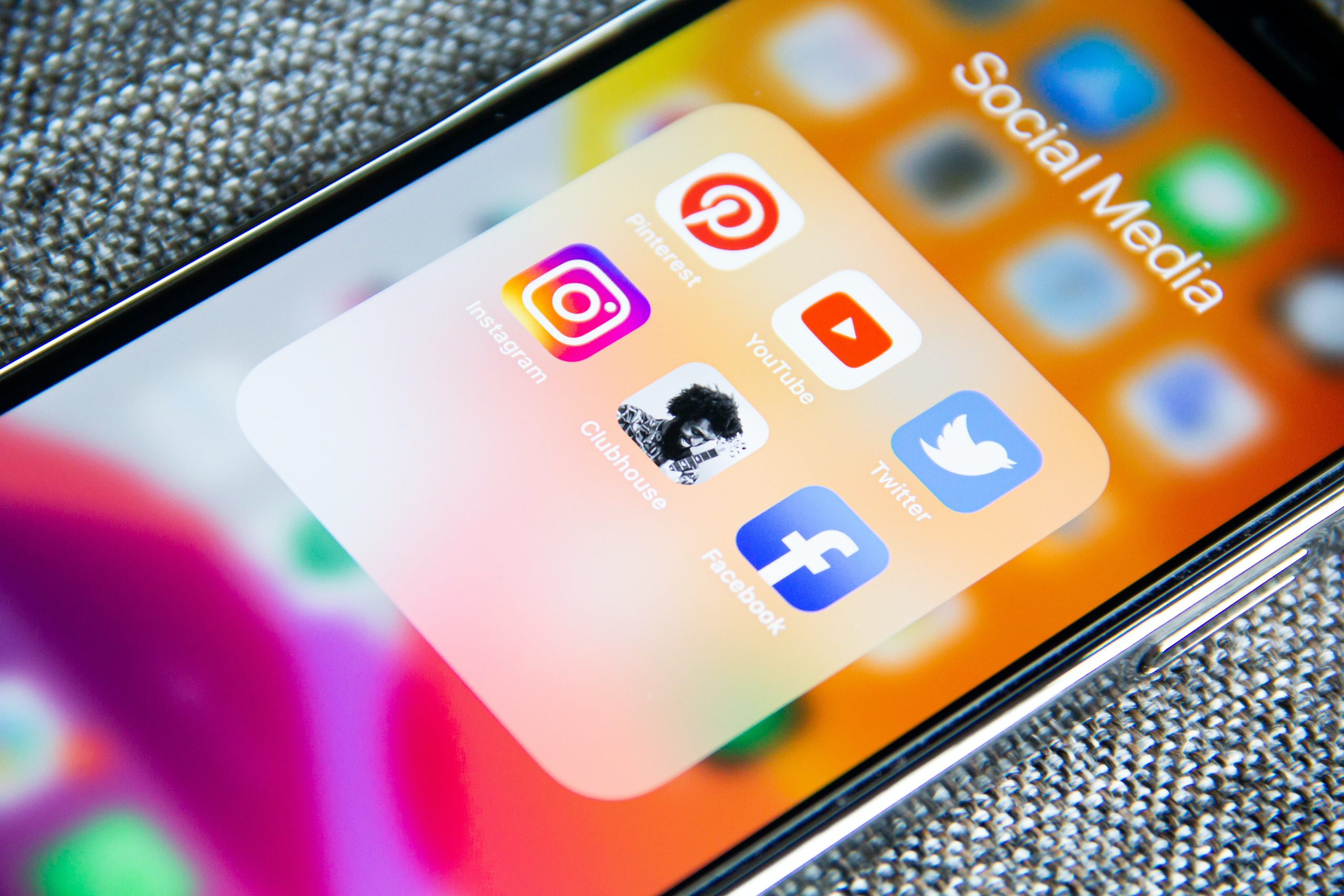 6 Reasons Your Business Should Be Investing in Instagram Ads